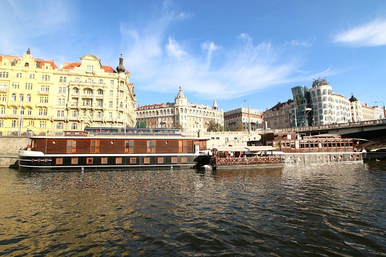 Boat Hotel Matylda Praga Exterior foto